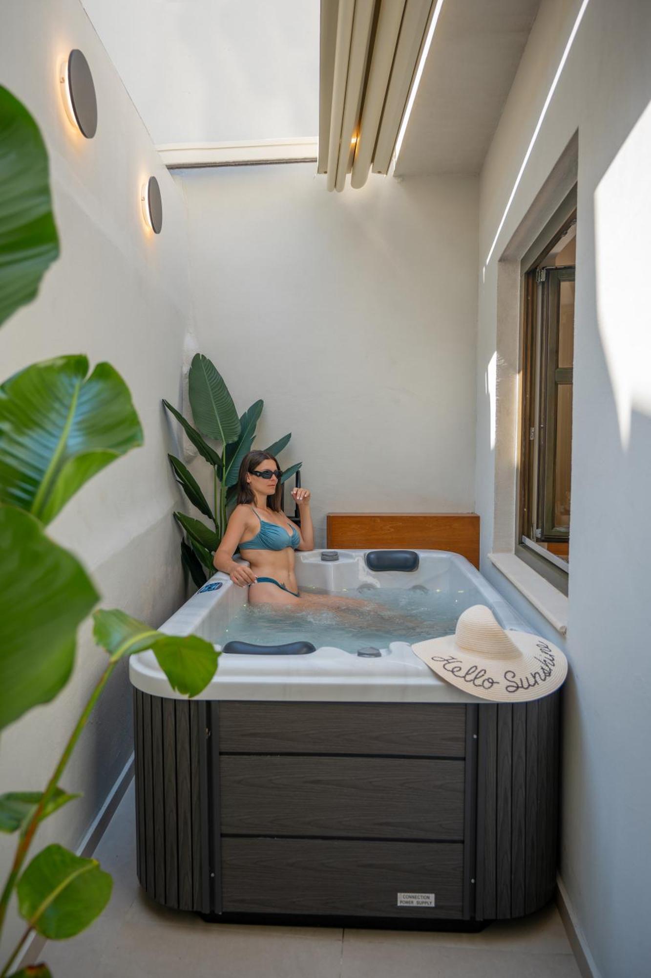 Rettimo Suites, Experience Luxury In The Heart Of Rethymno Buitenkant foto